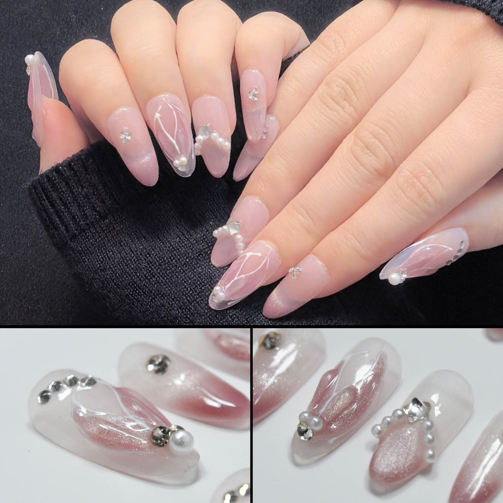 Faux ongles à coller Nailsynth – Élégants reflets or rose avec des touches florales et nacrées en 3D, lot de 10 faux ongles tendance, adhésif, bâton de manucure et lime à ongles inclus.