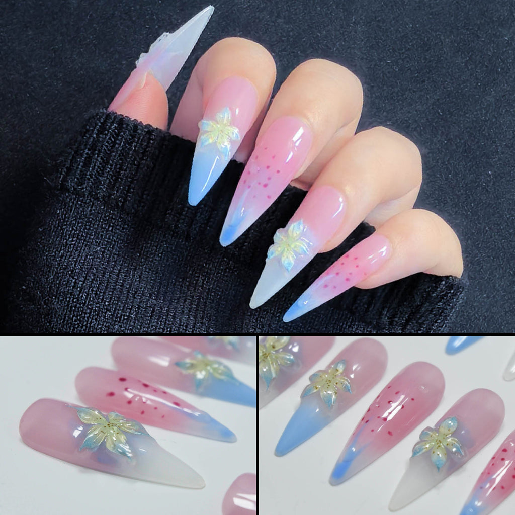 Faux ongles à coller Nailsynth – Dégradé rose et bleu rêveur avec accents floraux 3D, lot de 10 faux ongles tendance, adhésif, bâton de manucure et lime à ongles inclus